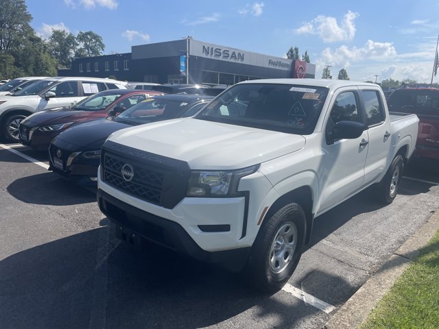 2022 Nissan Frontier S photo 2