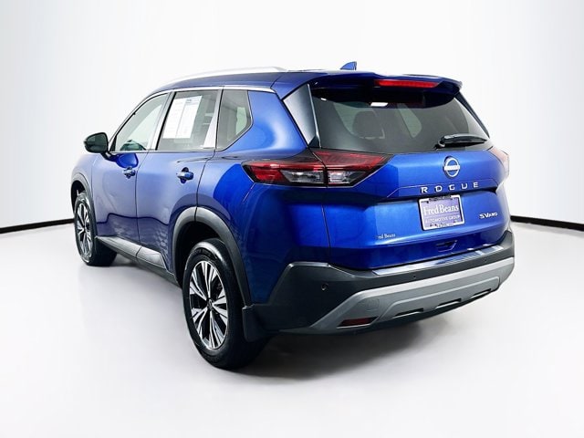 2022 Nissan Rogue SV photo 4