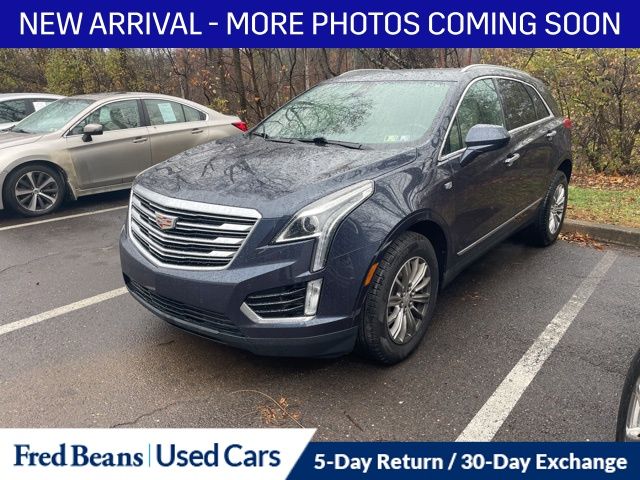 2018 Cadillac XT5 Luxury photo 2