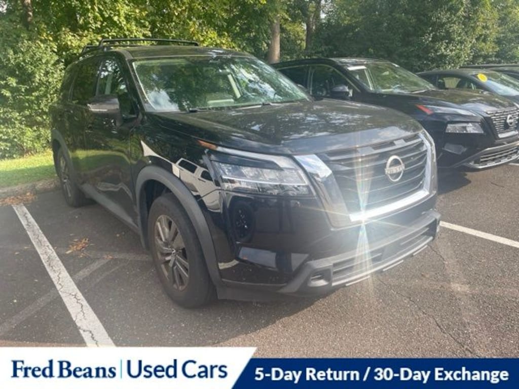 Used 2022 Nissan Pathfinder SV SUV