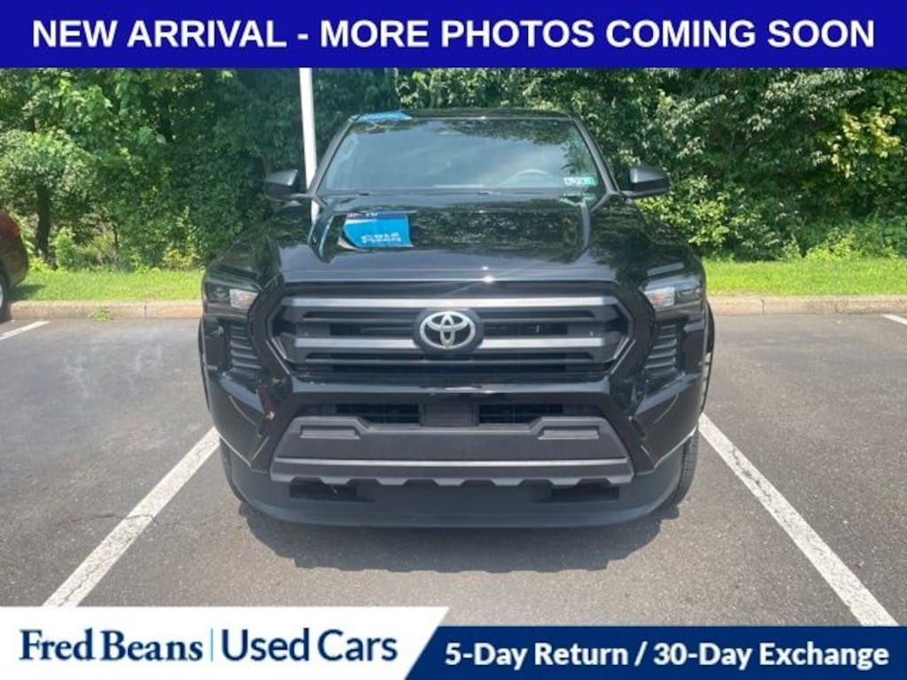 Used 2024 Toyota Tacoma SR Truck Double Cab
