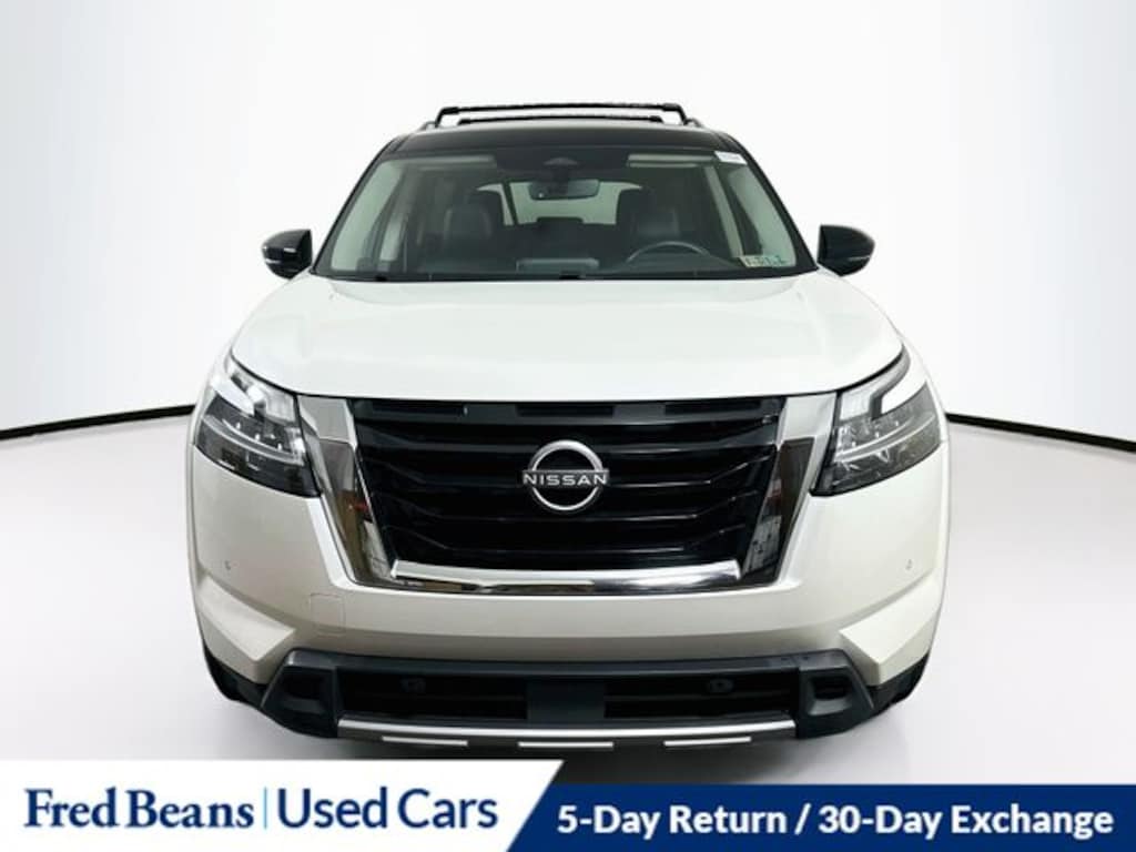 Used 2024 Nissan Pathfinder SL SUV