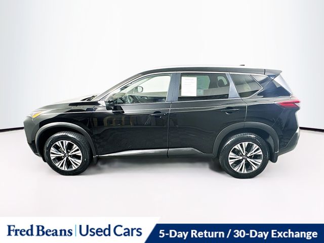 2022 Nissan Rogue SV photo 3