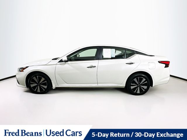 2022 Nissan Altima 2.5 SV photo 3