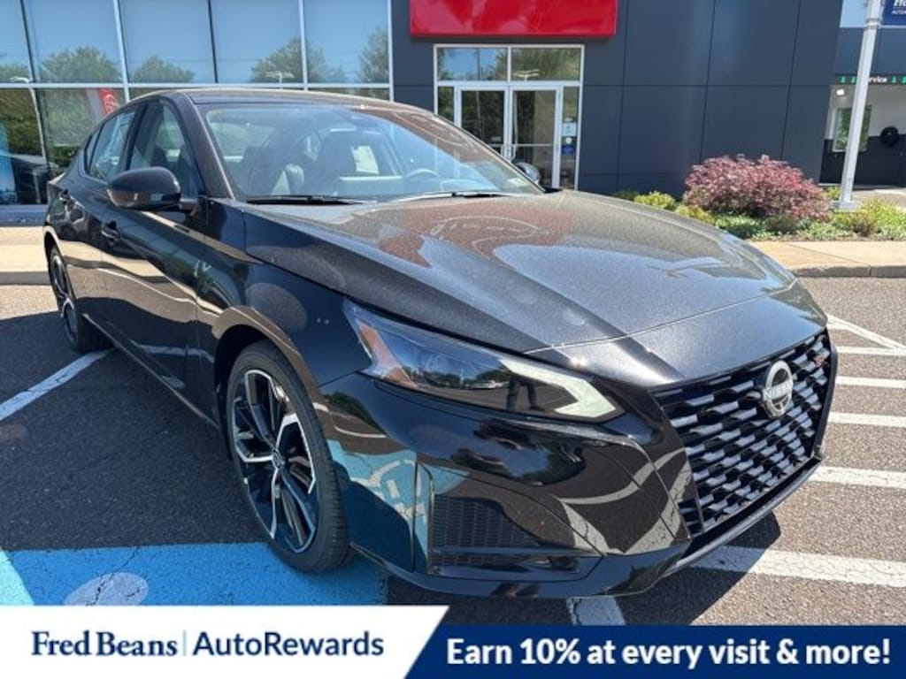 New 2026 Nissan Altima SR Sedan