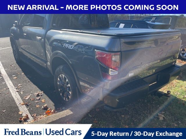 2023 Nissan Titan PRO-4X photo 2