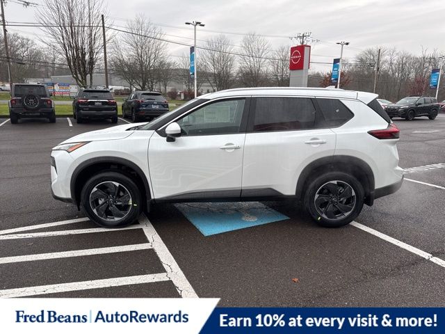 2026 Nissan Rogue SV photo 4