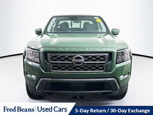 2024 Nissan Frontier SV photo 2