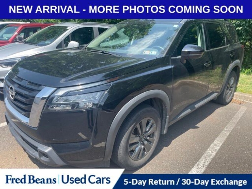 Used 2024 Nissan Pathfinder SV SUV