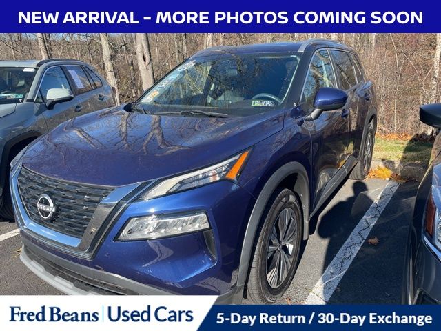 2022 Nissan Rogue SV photo 3