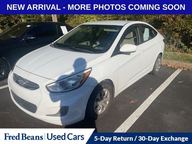 2017 Hyundai Accent SE photo 3