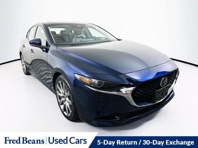 2022 Mazda Mazda3 Premium's photo