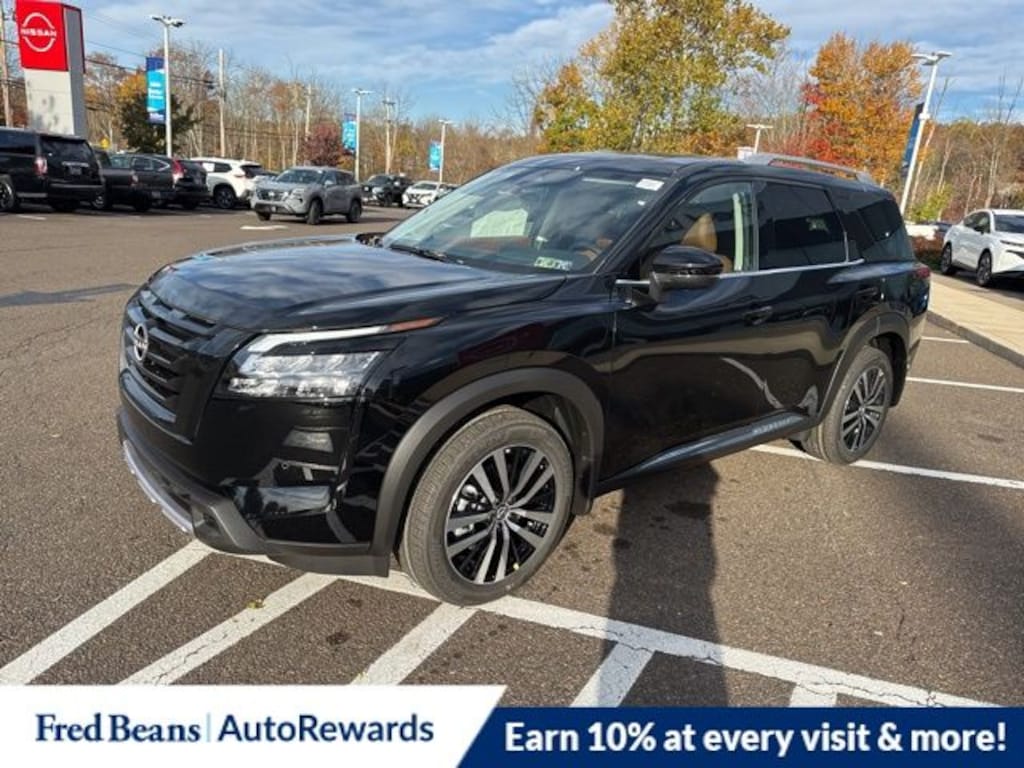 New 2025 Nissan Pathfinder Platinum SUV