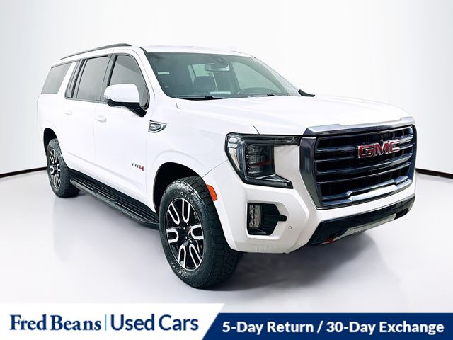 2022 GMC Yukon 4WD AT4's photo