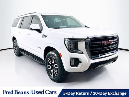 2022 GMC Yukon XL AT4