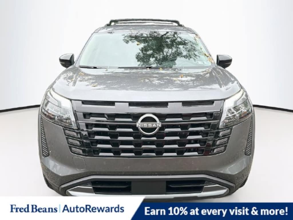 New 2026 Nissan Pathfinder SL SUV