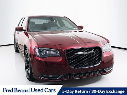 2019 Chrysler 300 S