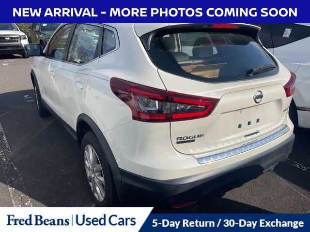 2021 Nissan Rogue Sport SV photo 4