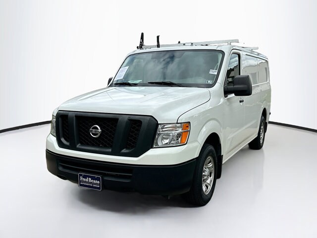 2020 Nissan NV2500 HD SV photo 3