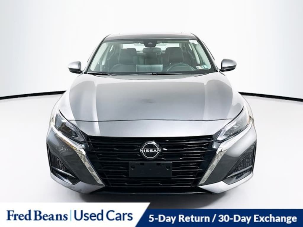Used 2023 Nissan Altima 2.5 SV Sedan