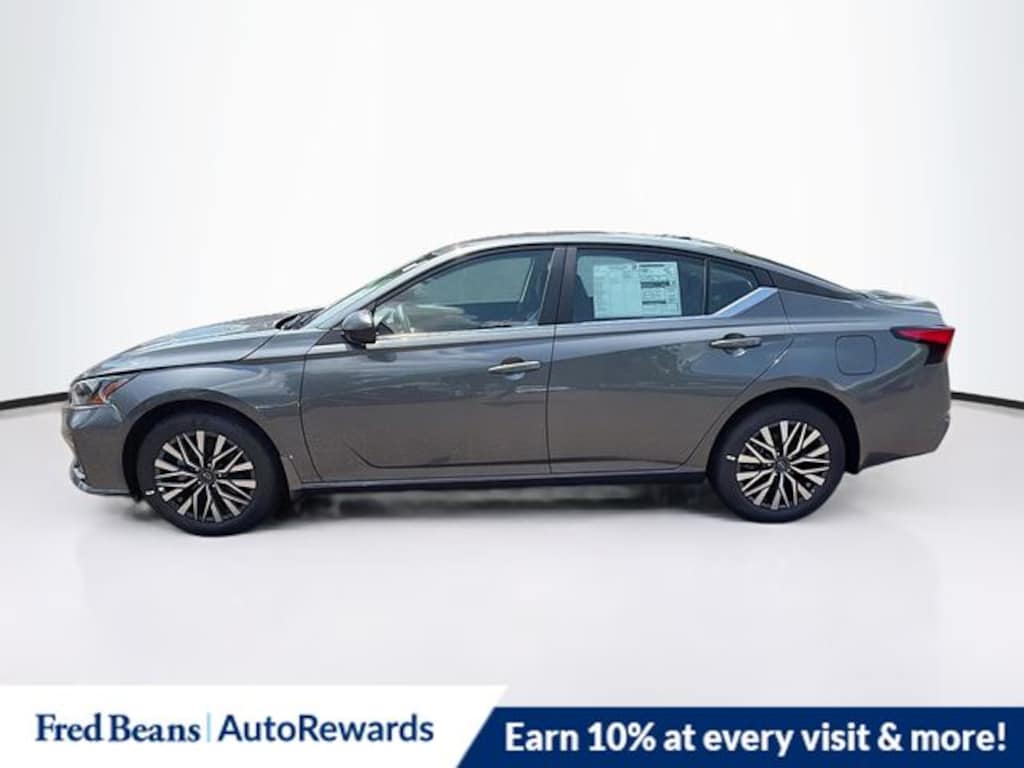 New 2026 Nissan Altima SV Sedan