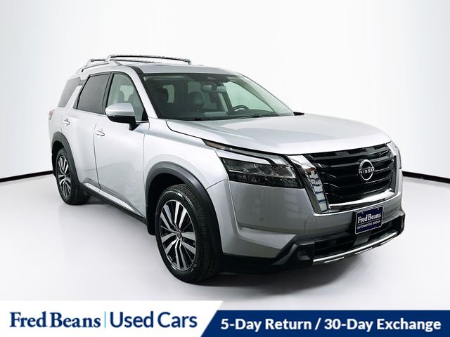2022 Nissan Pathfinder SUV 