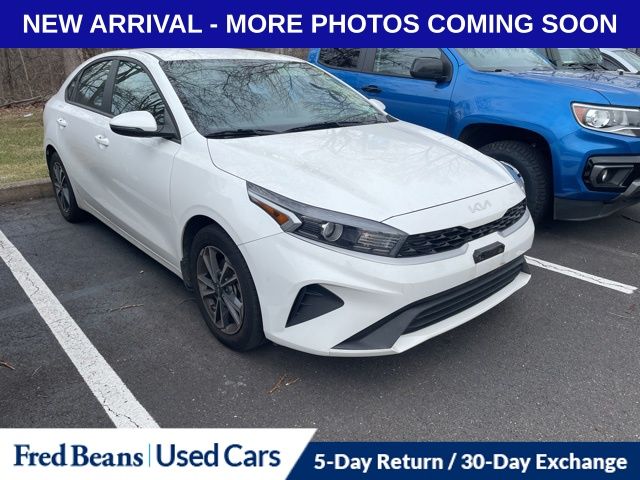 2023 Kia Forte LXS's photo
