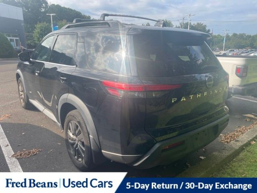 Used 2022 Nissan Pathfinder SV SUV