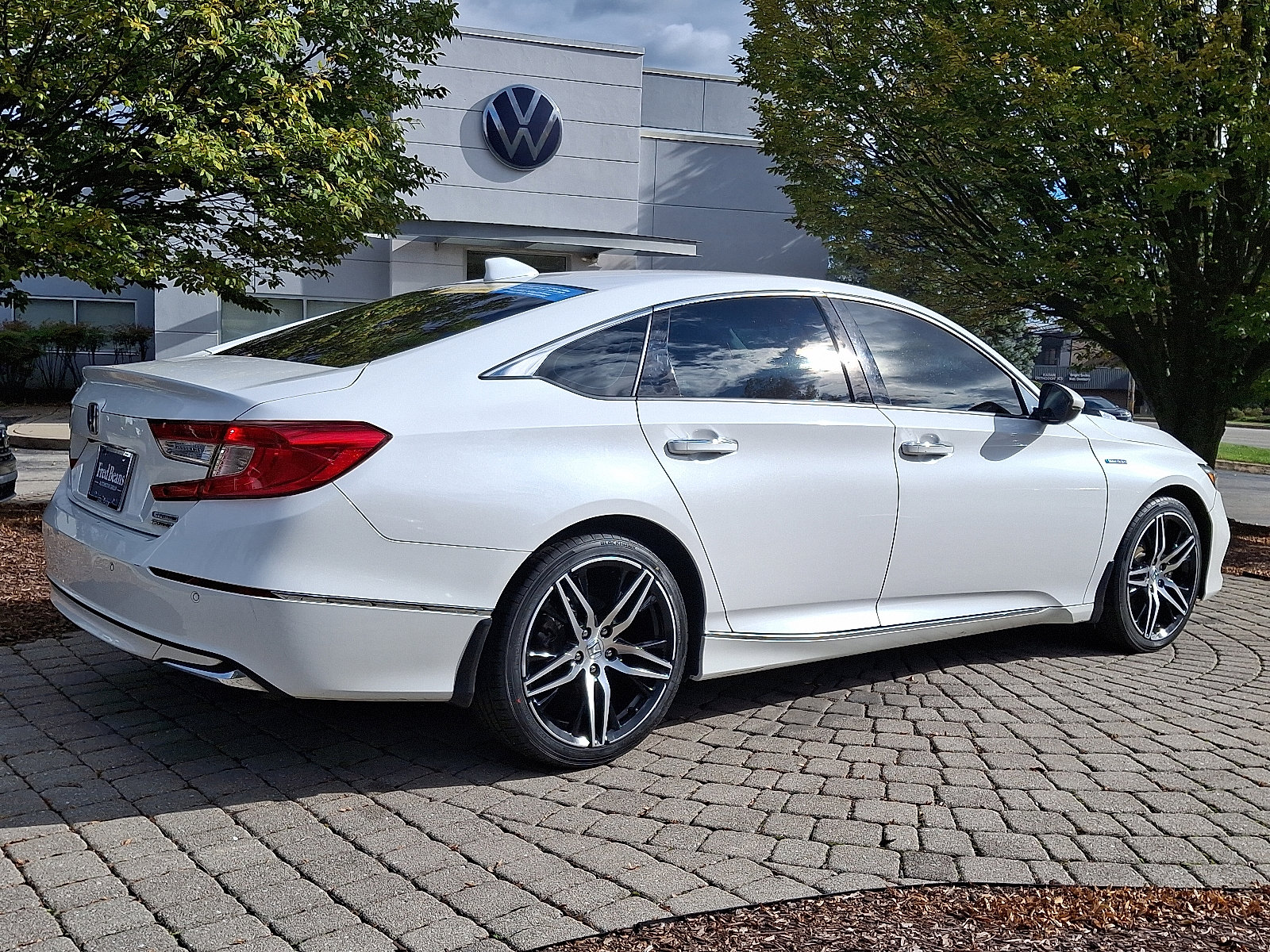 2022 Honda Accord Hybrid Touring - Photo 6