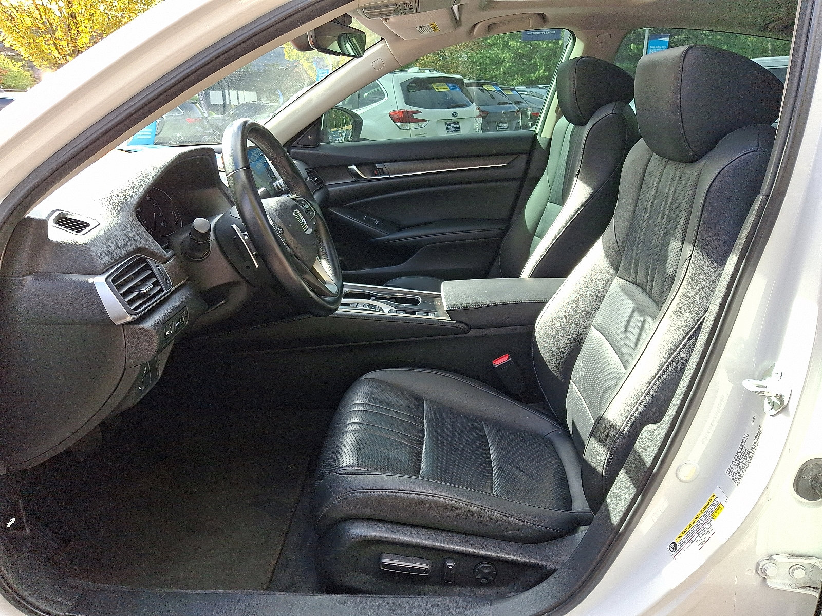 2022 Honda Accord Hybrid Touring - Photo 14