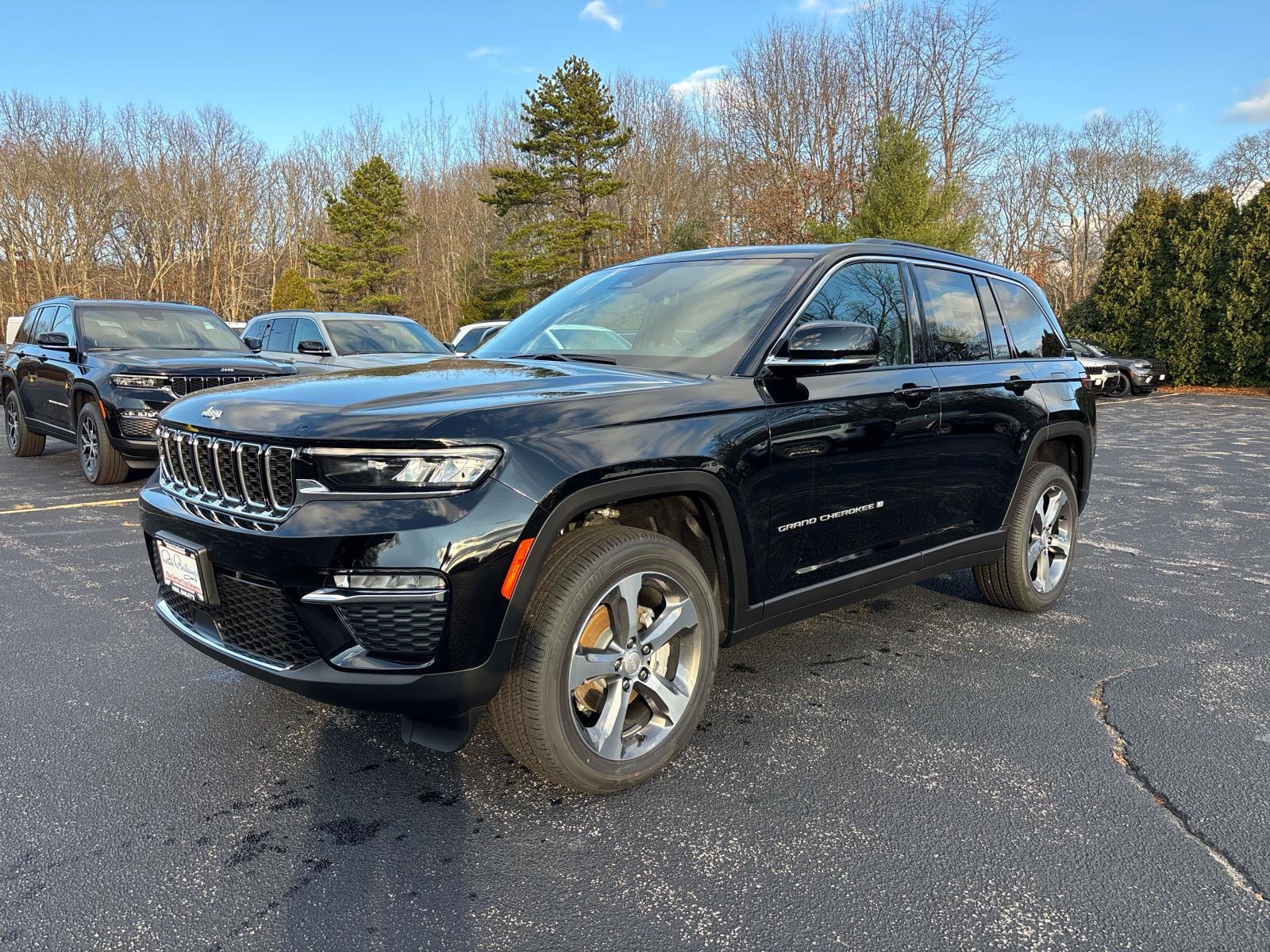 2025 Jeep Grand Cherokee Limited's photo