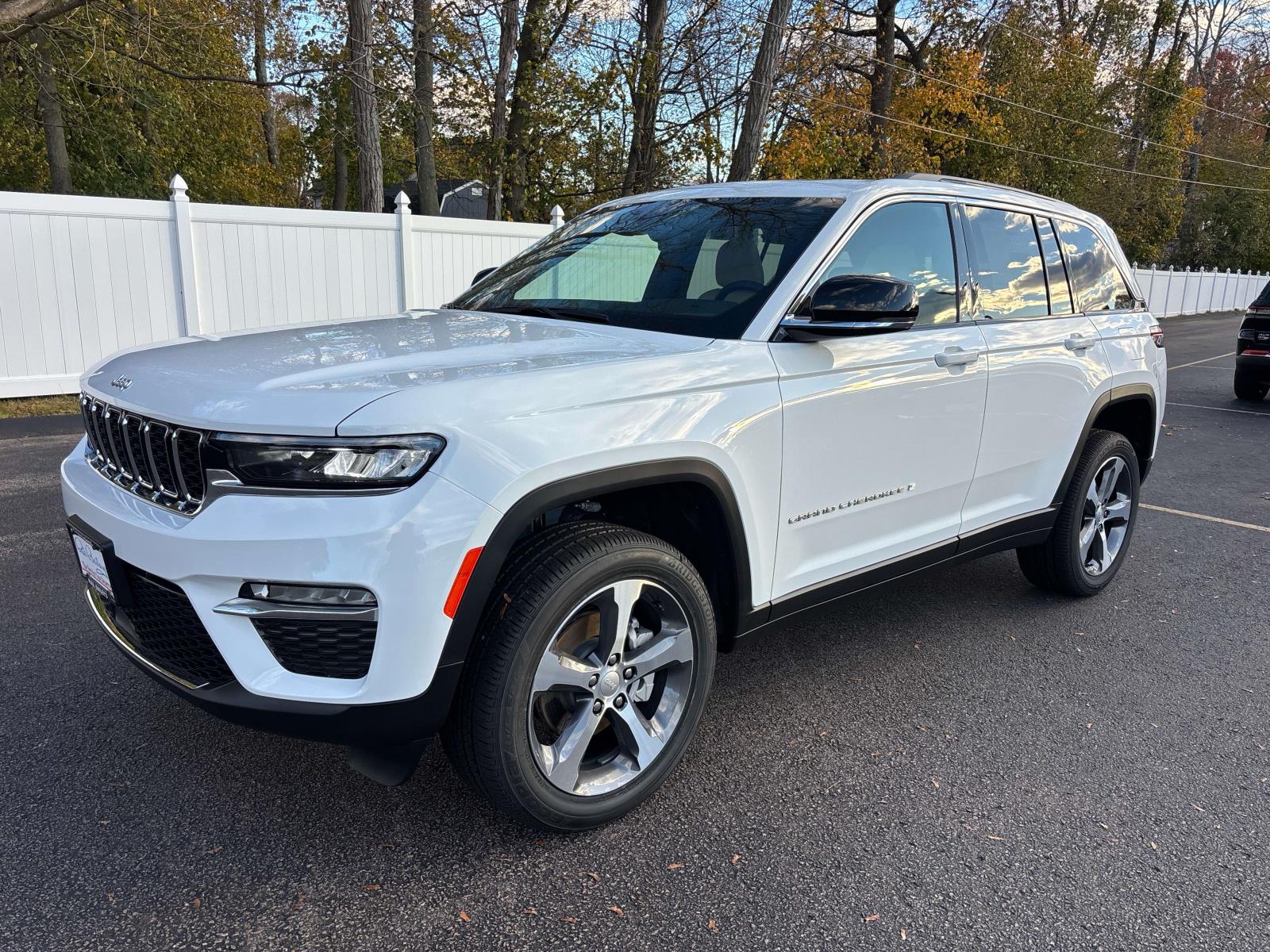 2025 Jeep Grand Cherokee Limited's photo