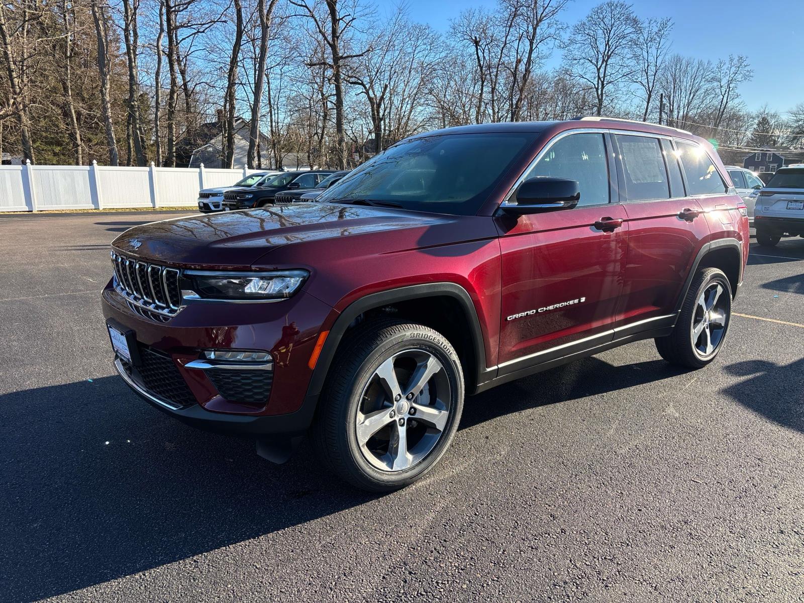 2025 Jeep Grand Cherokee Limited's photo