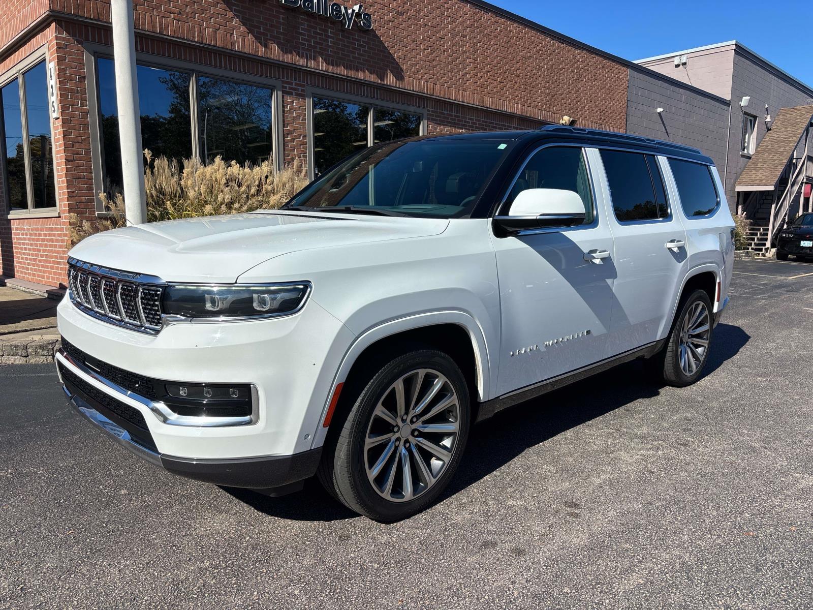 2022 Jeep Grand Wagoneer Series II's photo
