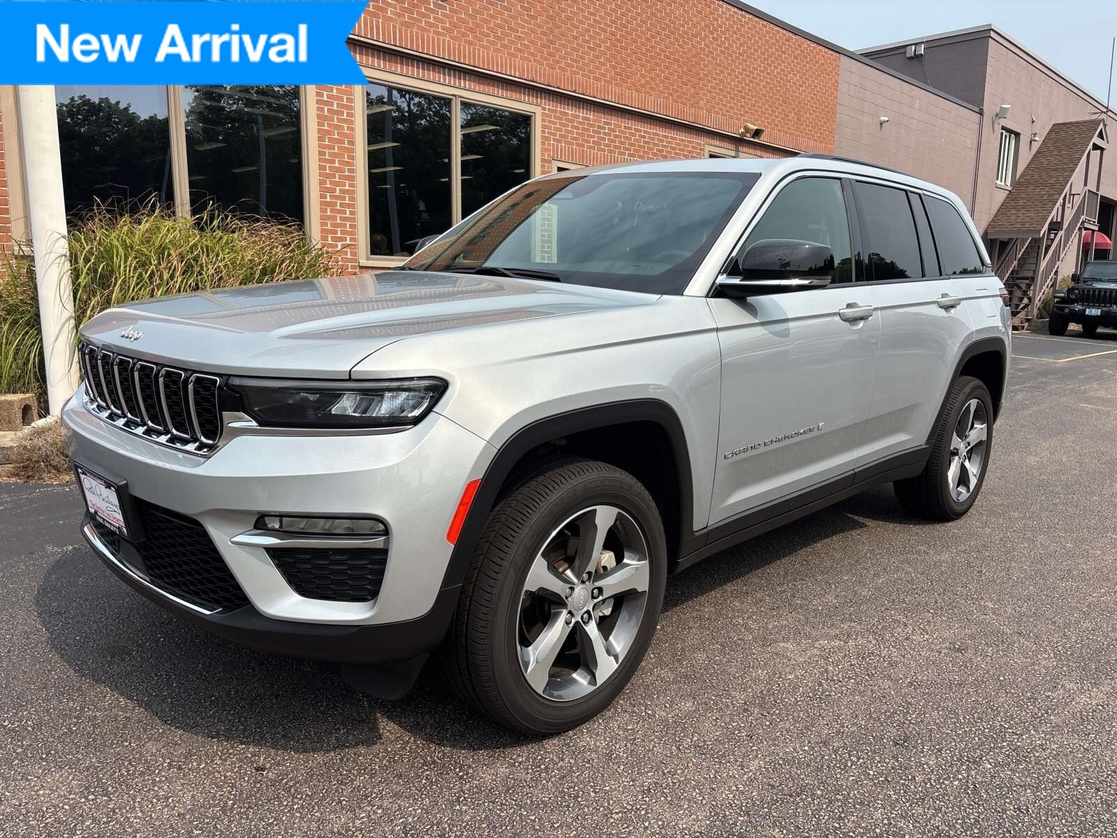 2024 Jeep Grand Cherokee Limited's photo