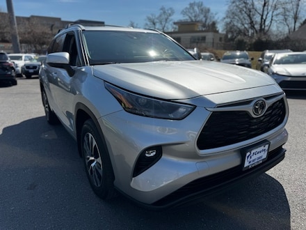 2022 Toyota Highlander XLE SUV