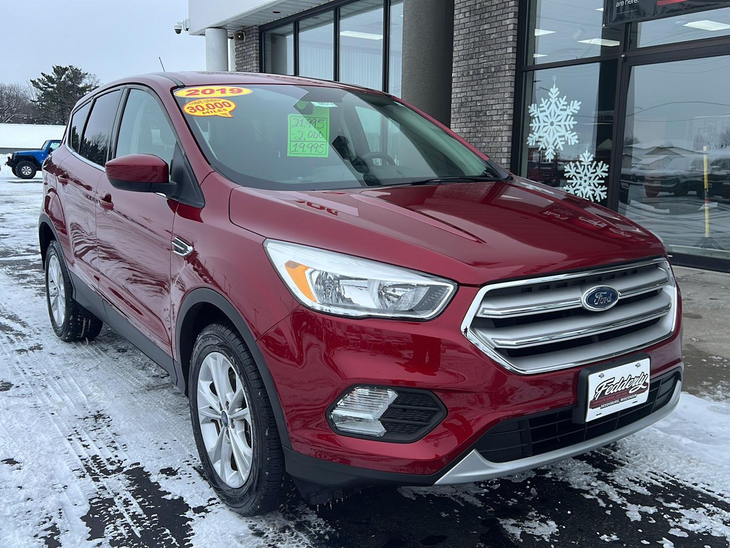 2019 Ford Escape SE's photo