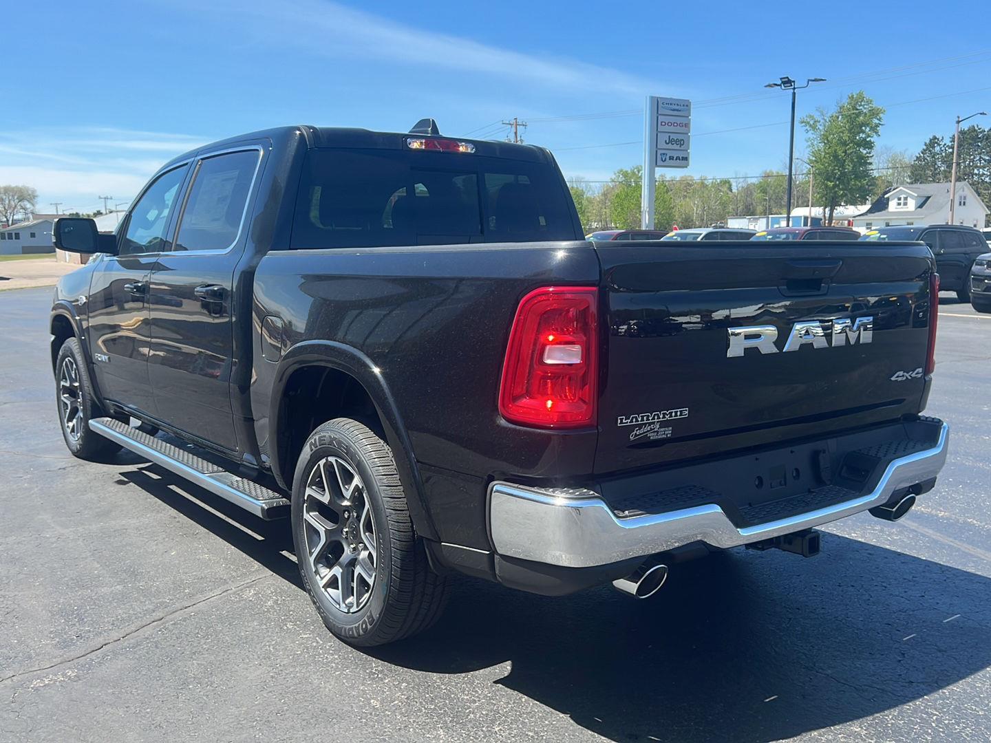 2026 RAM 1500 Laramie - Photo 21