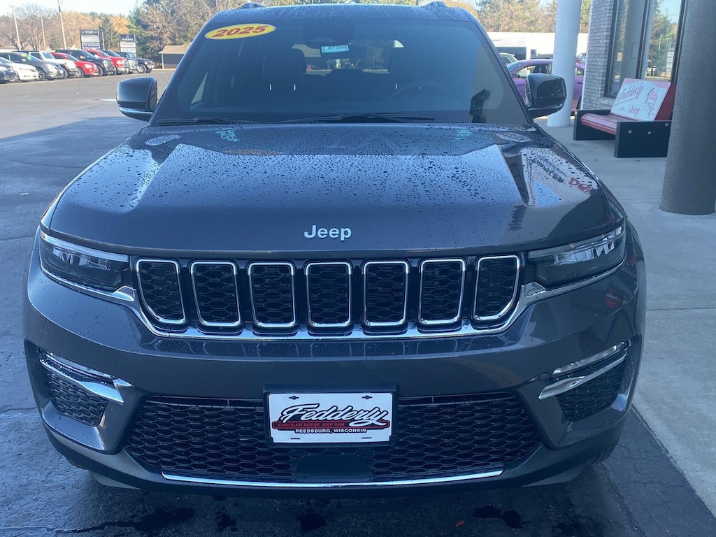 New 2025 Jeep Grand Cherokee Limited Sport Utility