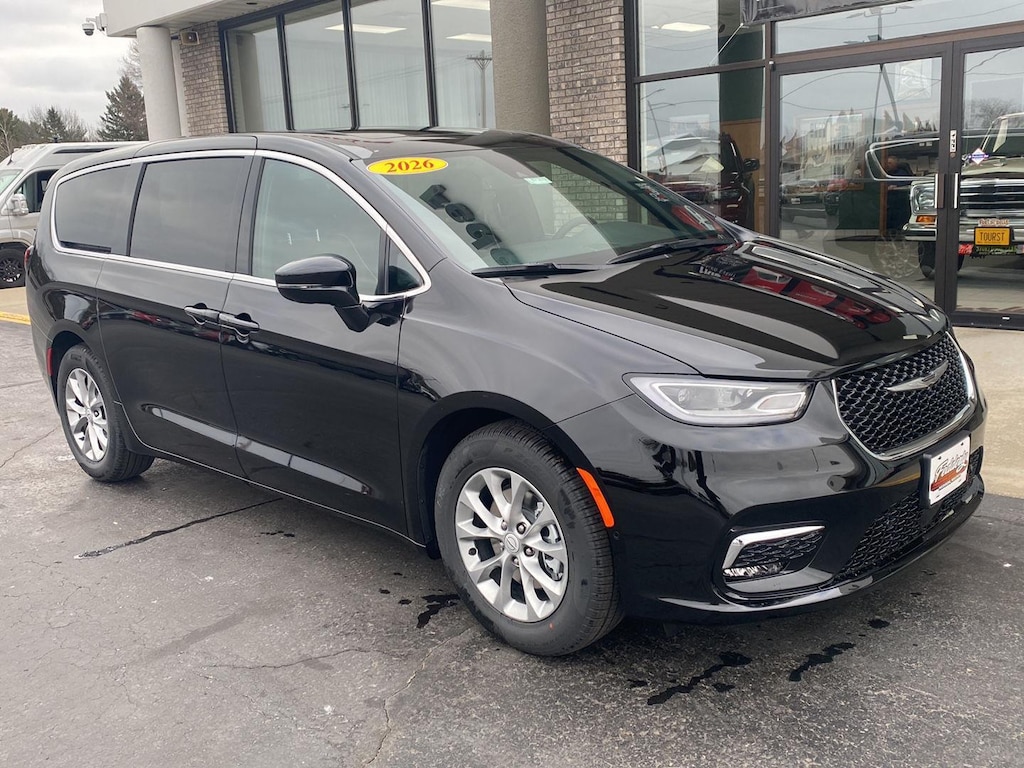 New 2026 Chrysler Pacifica Limited Passenger Van