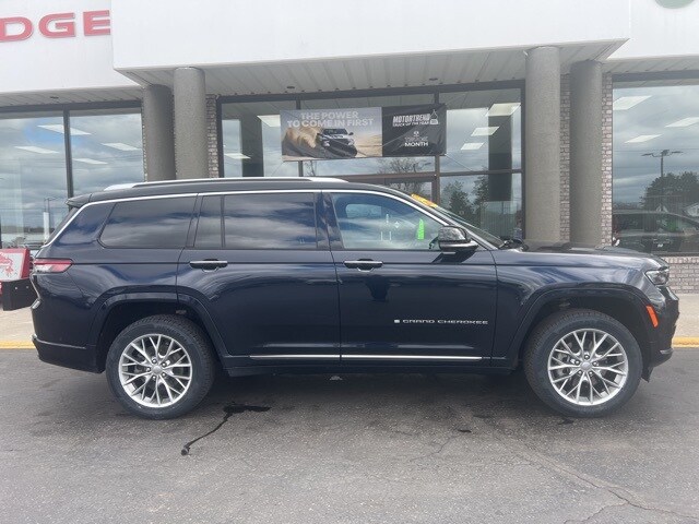 2023 Jeep Grand Cherokee L Summit photo 2