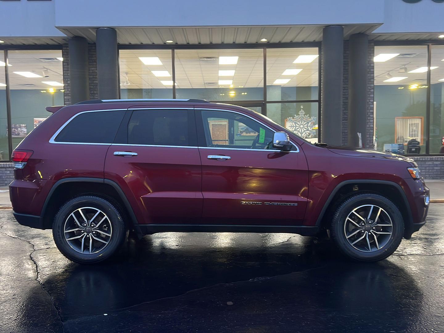 Used 2020 Jeep Grand Cherokee Limited with VIN 1C4RJFBG0LC422838 for sale in Reedsburg, WI