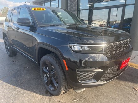 2025 Jeep Grand Cherokee Altitude Sport Utility
