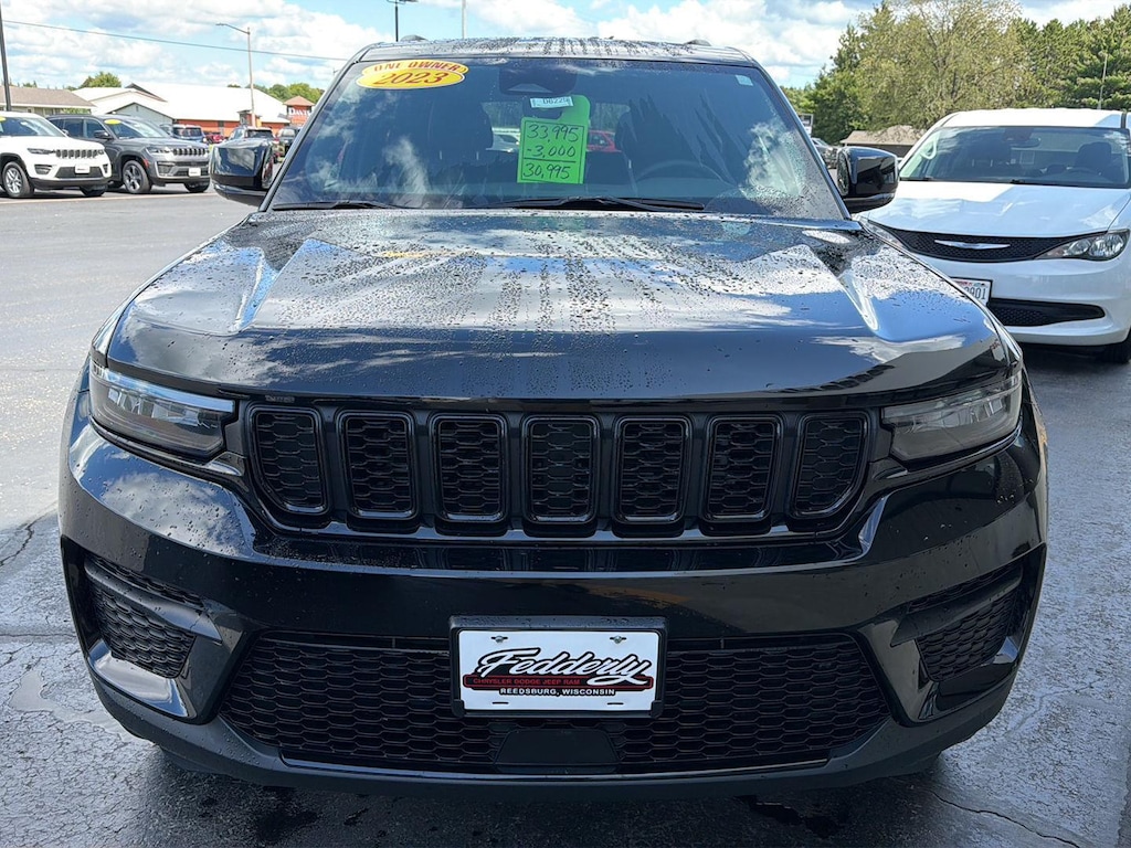 Used 2023 Jeep Grand Cherokee Altitude X 4x4