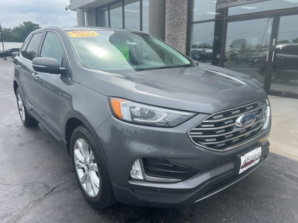 Used 2022 Ford Edge Titanium SUV