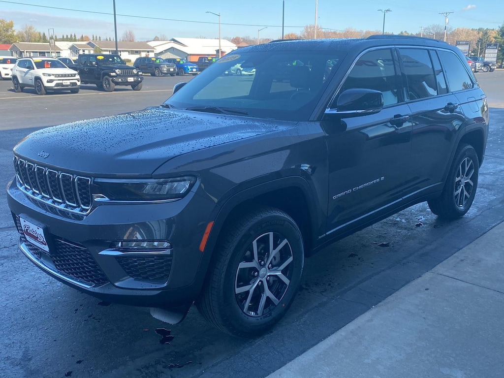New 2025 Jeep Grand Cherokee Limited Sport Utility