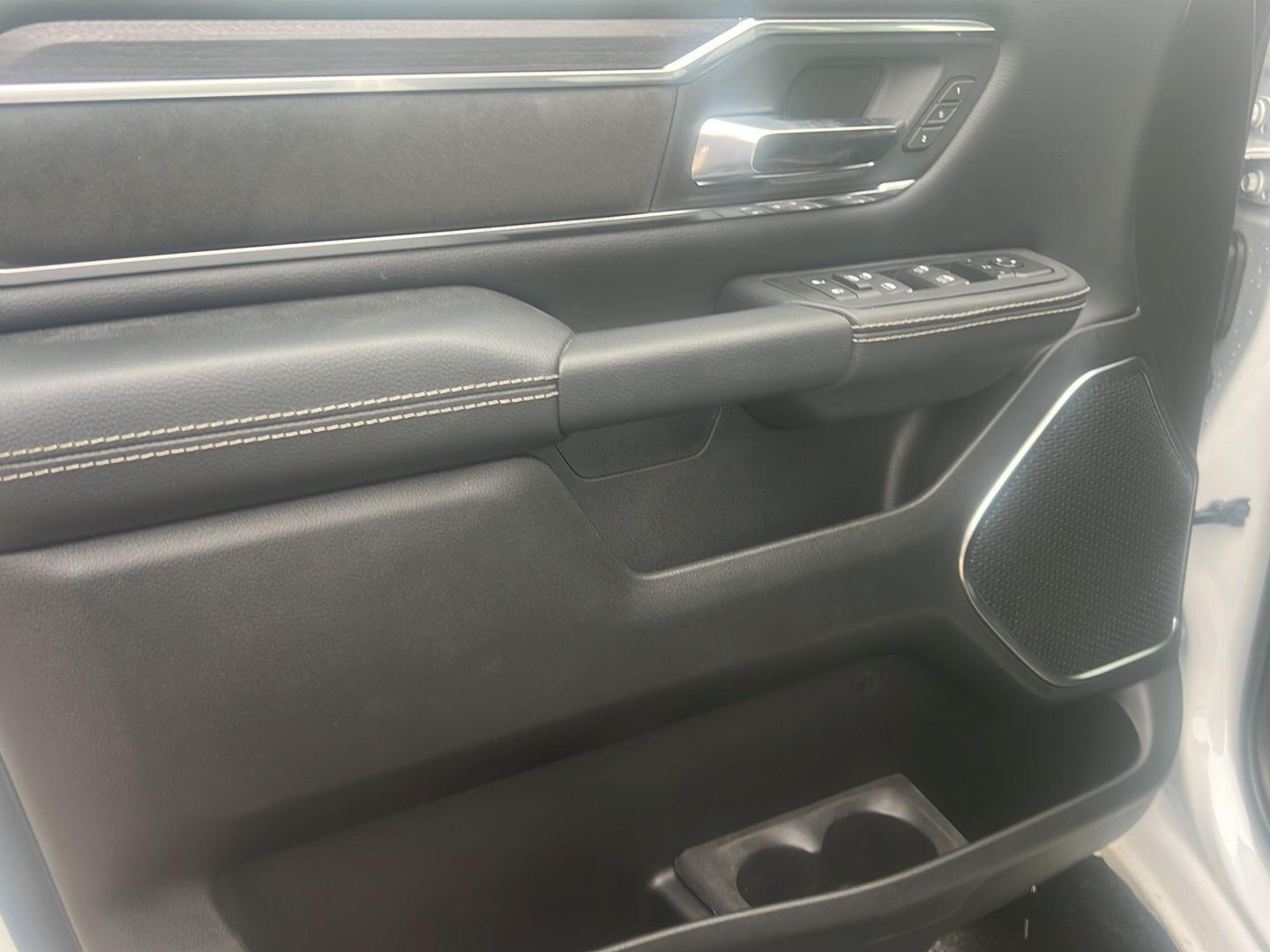 2026 Ram 1500 Laramie photo 4