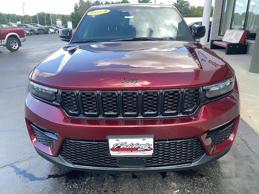 New 2025 Jeep Grand Cherokee Limited Sport Utility