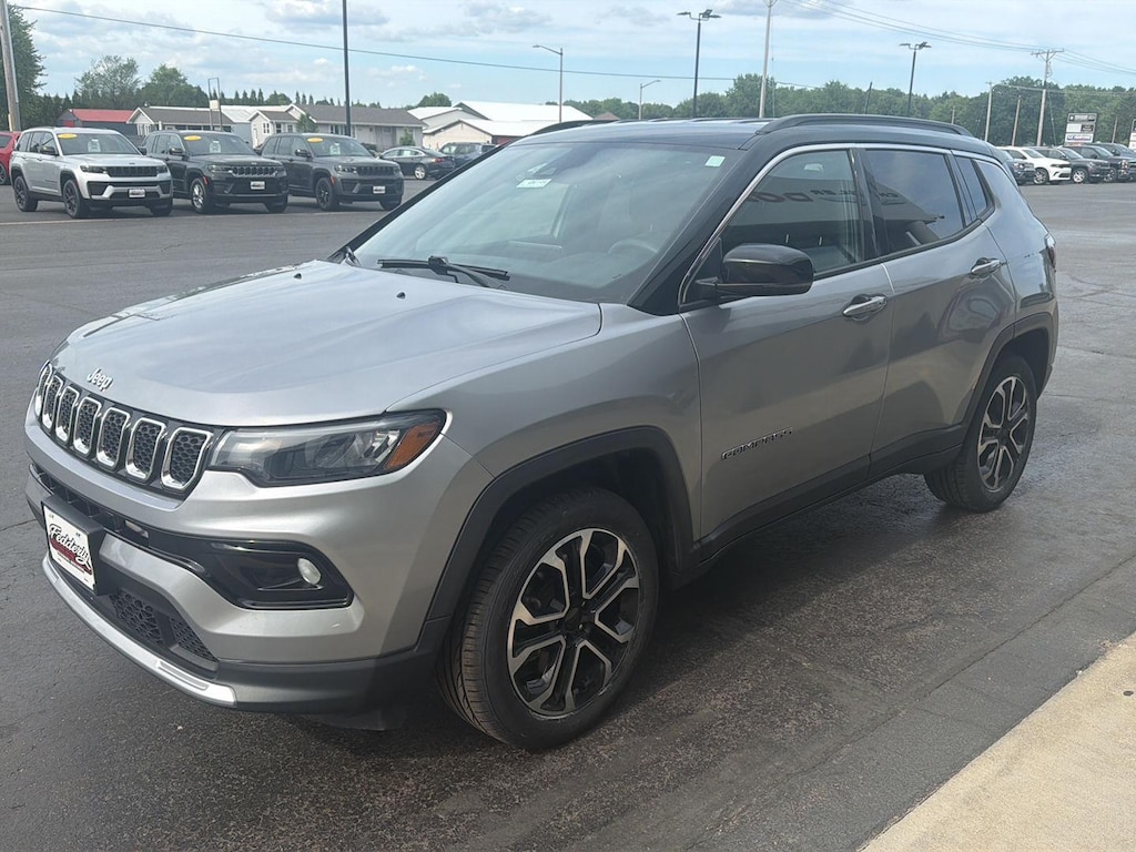 Used 2024 Jeep Compass Limited SUV