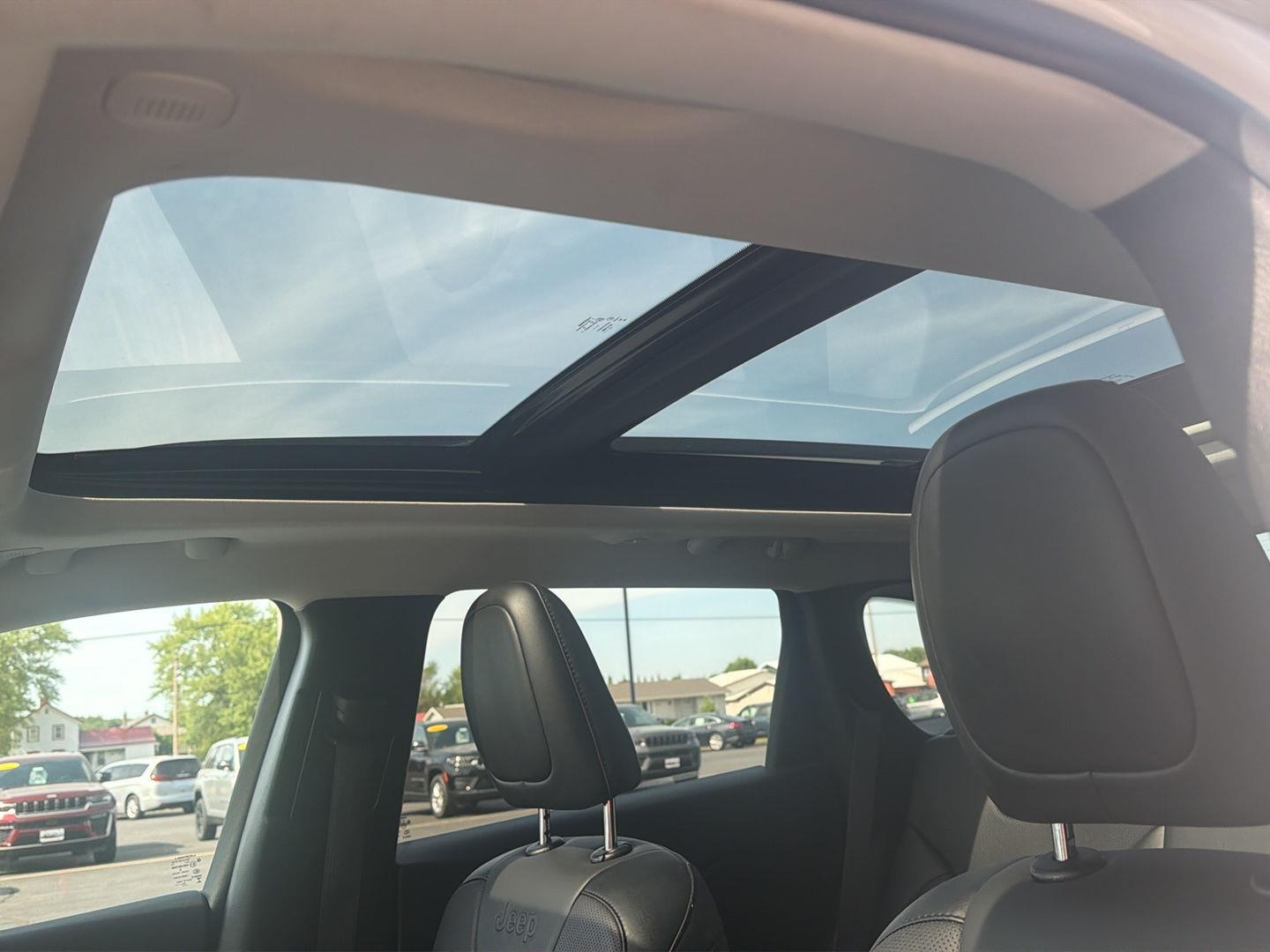 2022 Jeep Cherokee Limited - Photo 7